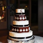23-Brown, Fleur de Lis Wedding Cake