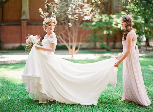 floral-crown-bridal-style-with-photos-from-Taylor-Lord-Photography-8