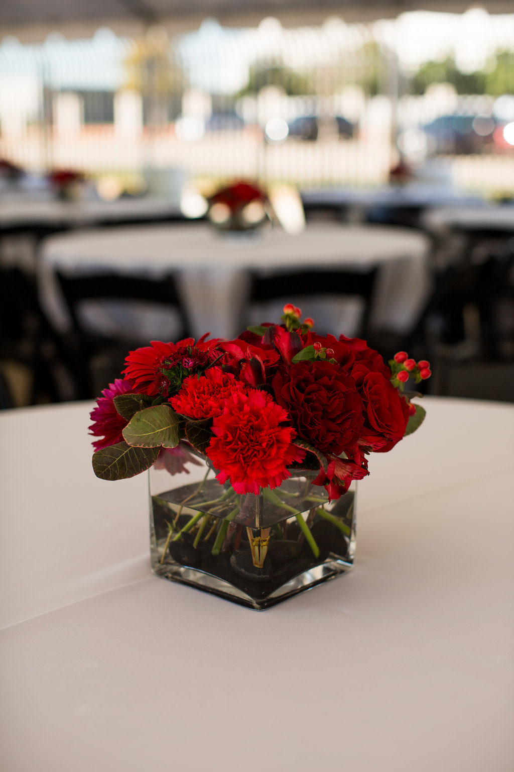 10 Red Green Centerpiece Red Black White Party