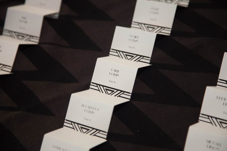 32-Black & White Escort Cards