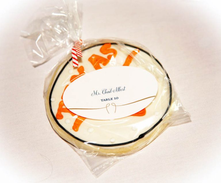 32-University of Texas wedding cookies