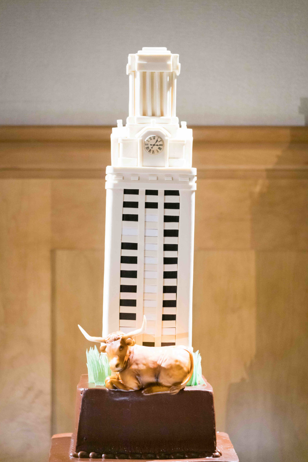 56 UT Tower Grooms Cake scaled