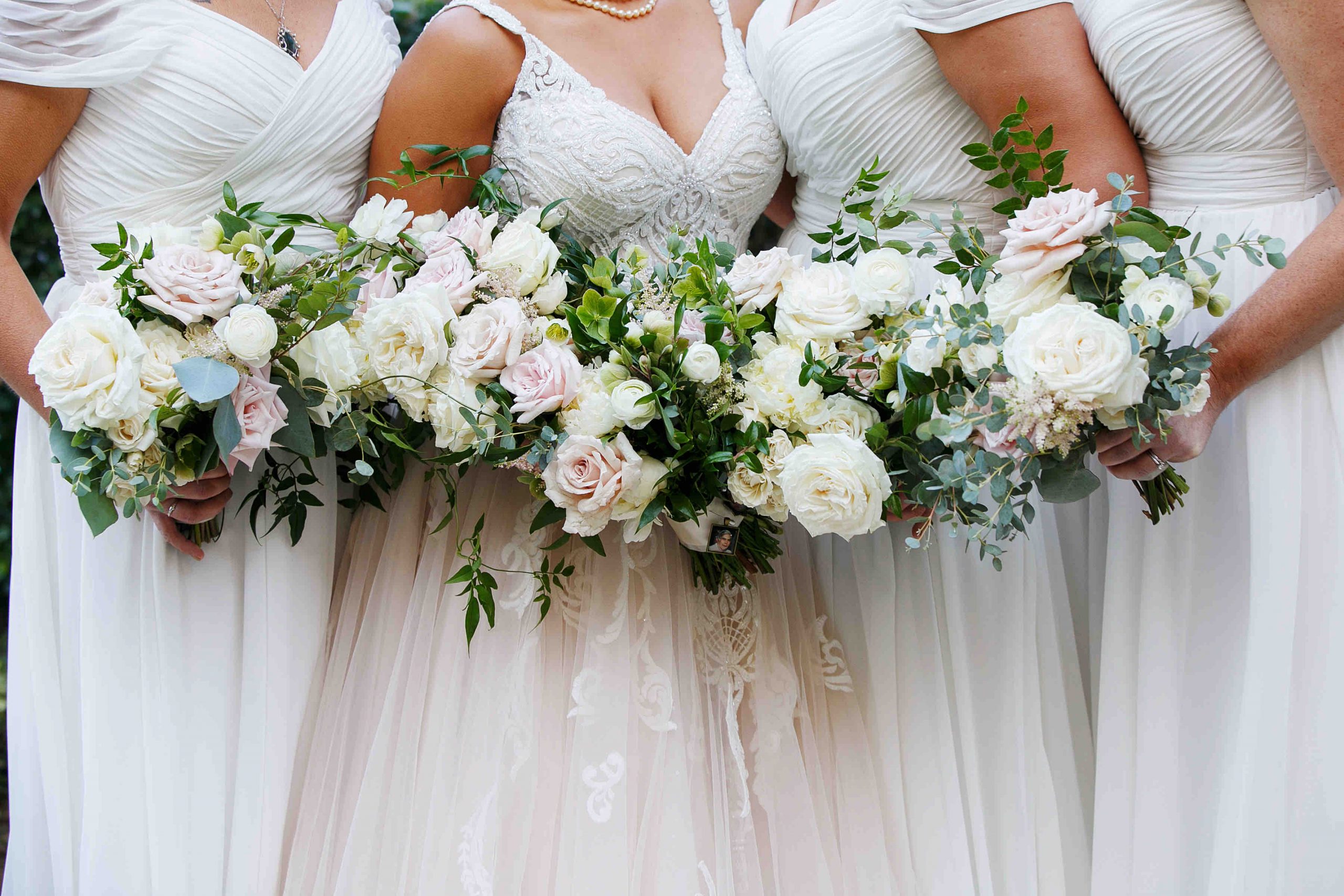 31 Blush Ivory Green Bouquets scaled