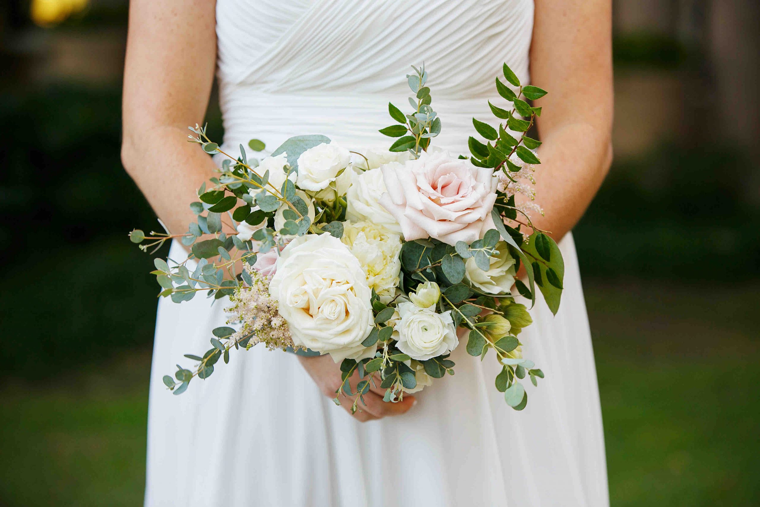 32 Blush Ivory Green Bouquet scaled