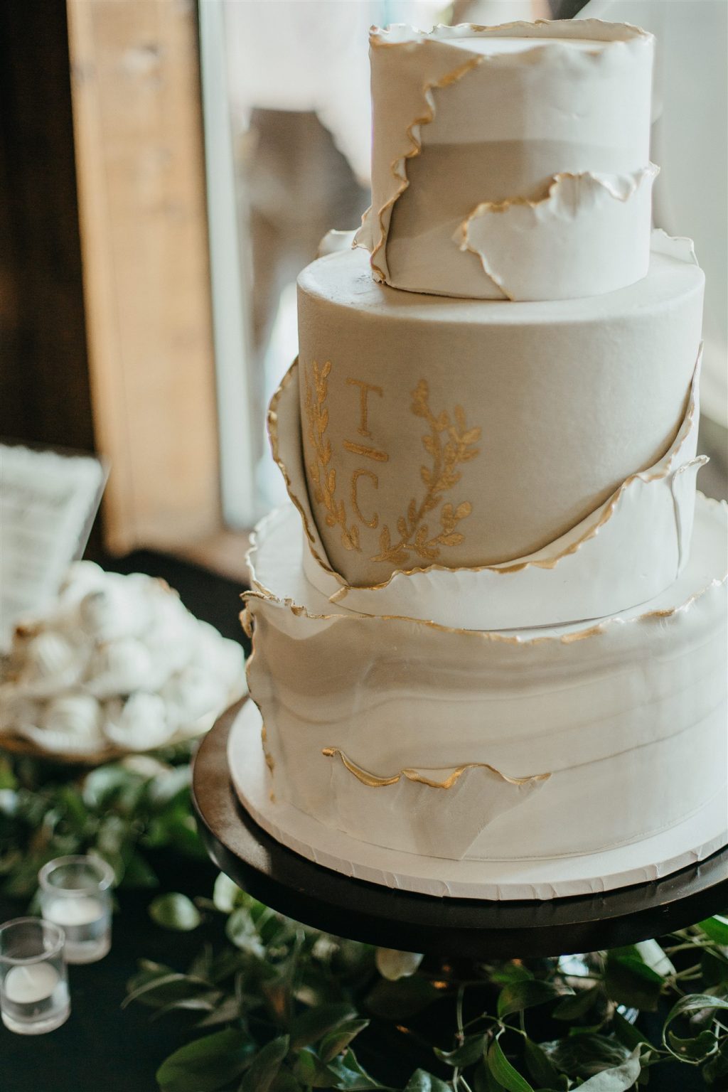 52 Marble Wedding Cake