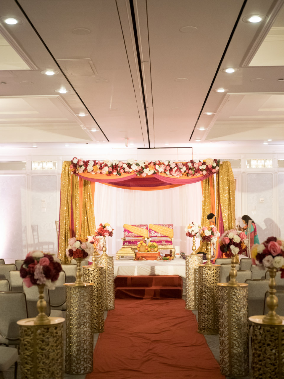 18 Four Seasons Dallas Wedding Hindu Wedding Indian Wedding Fuchsia Orange Wedding