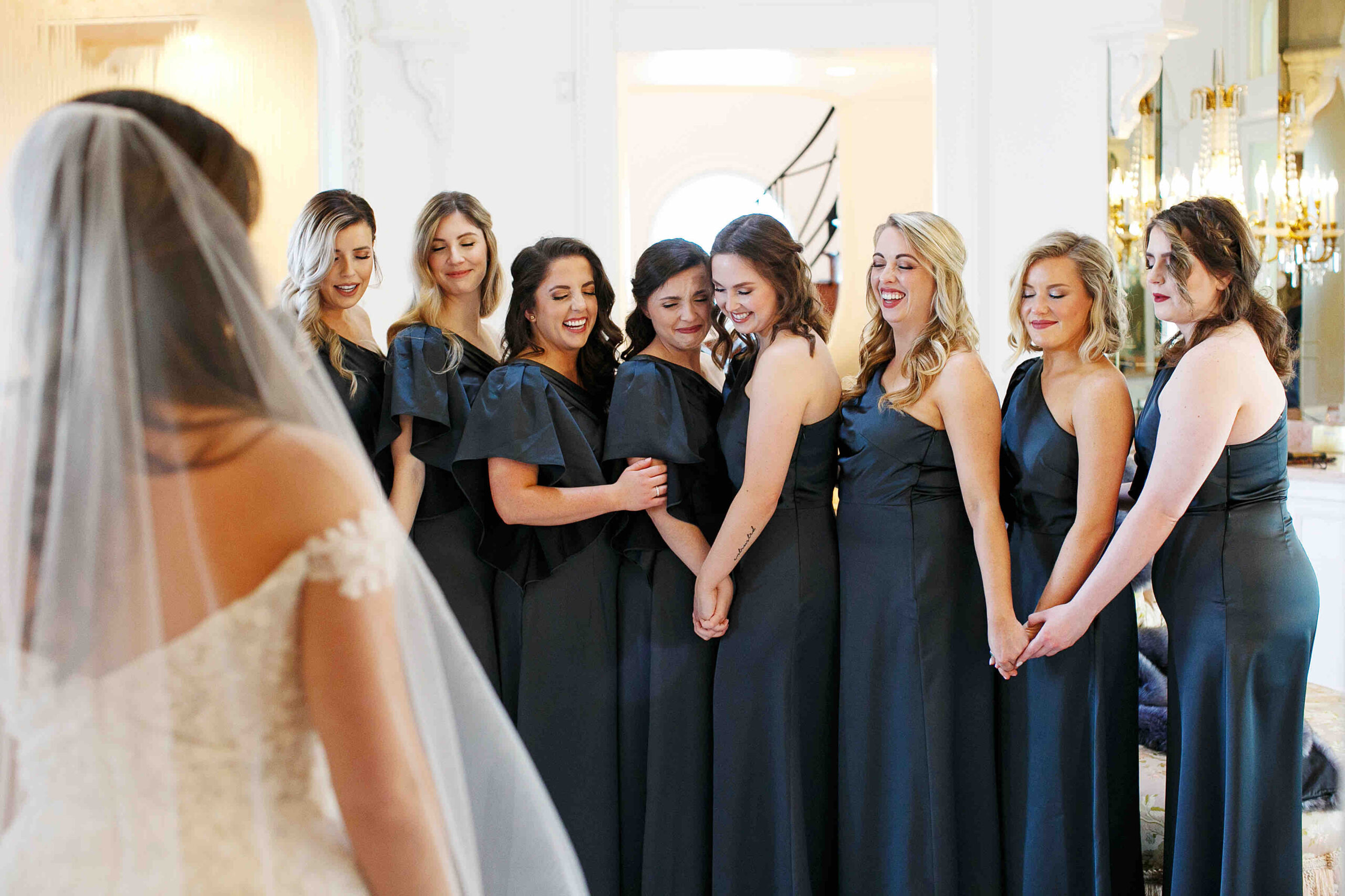 16 Bridesmaids First Look scaled