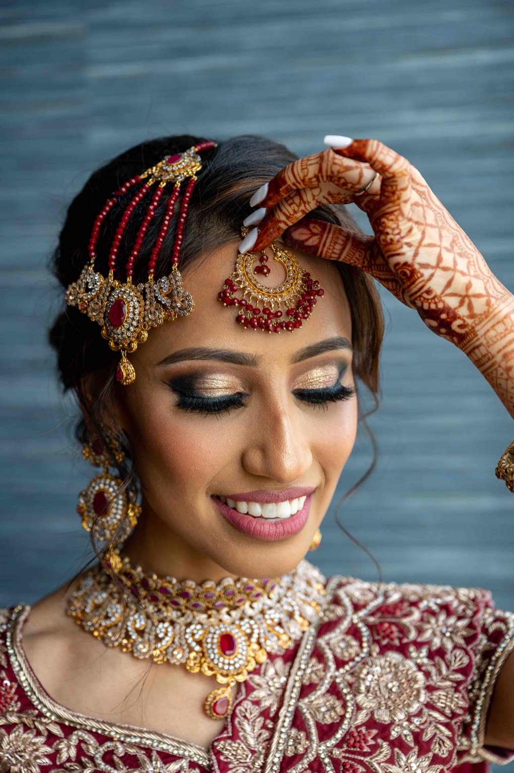 29 Indian Bride Makeup 1020x1533 1