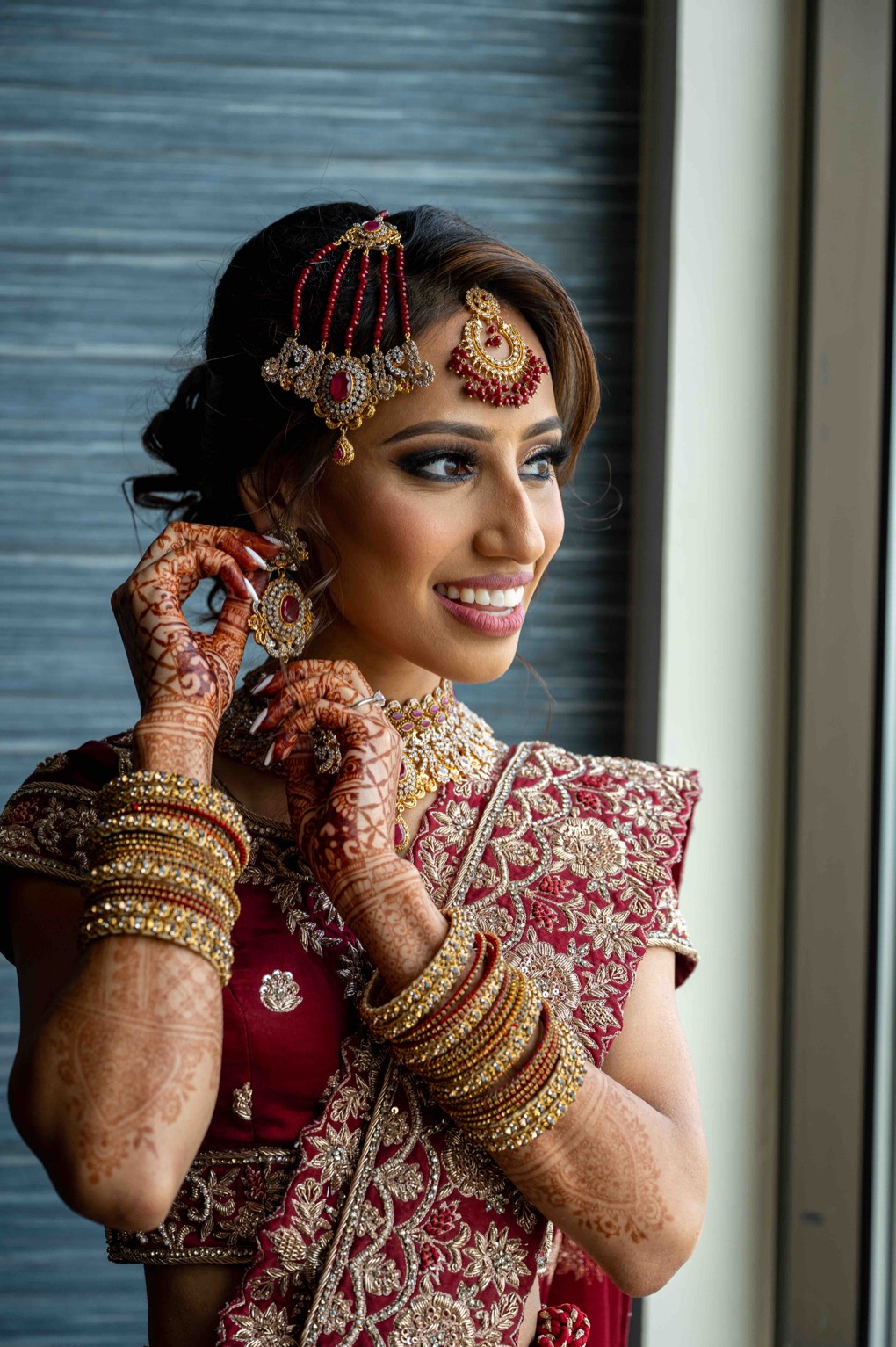 30 Desi Bride Makeup 1020x1533 1