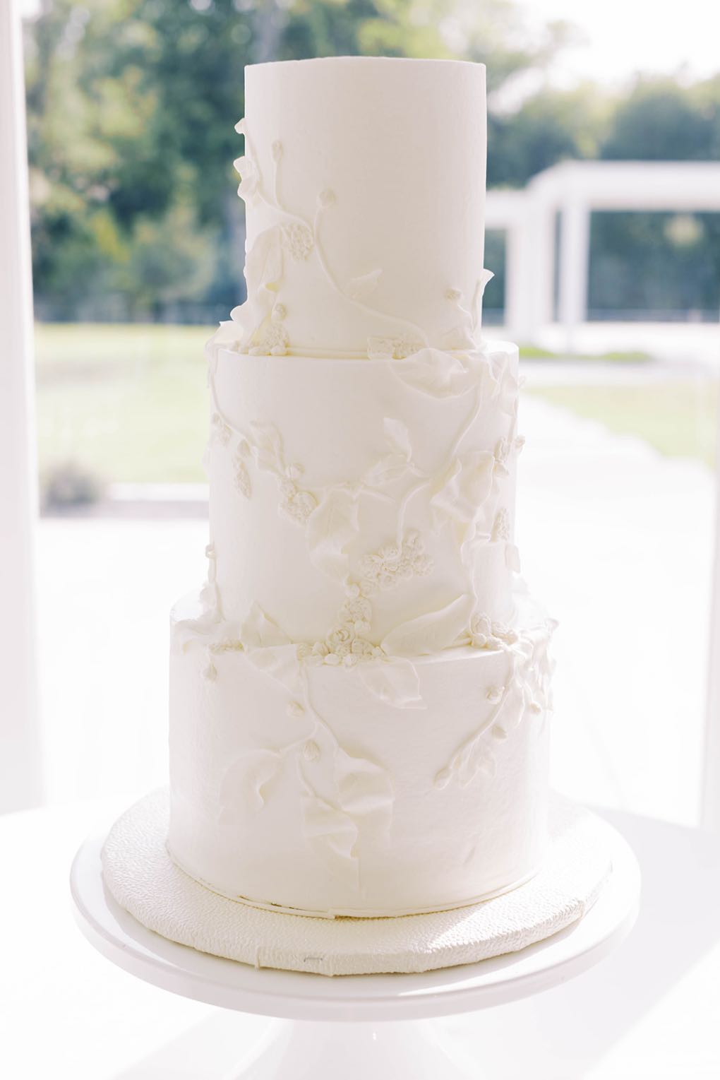 78 Delicate Bride Cake 1400x1529 1