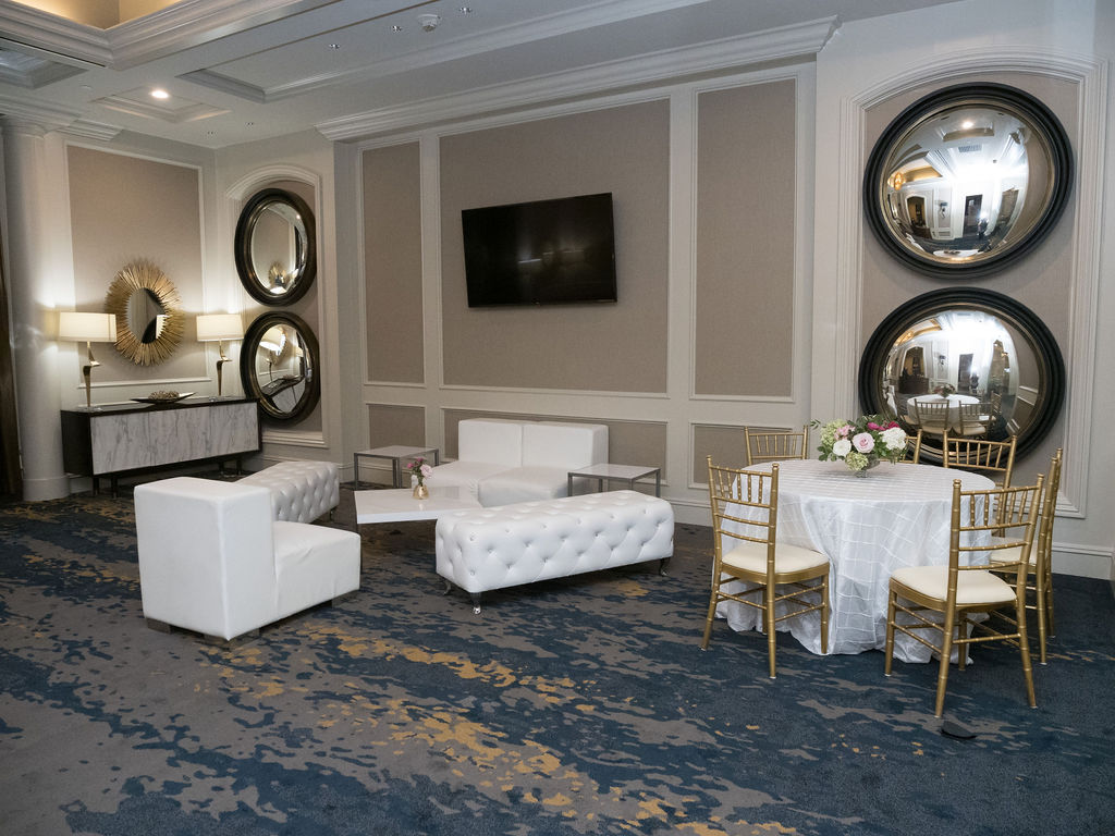35 White Lounge Furniture Stonebriar Country Club Wedding