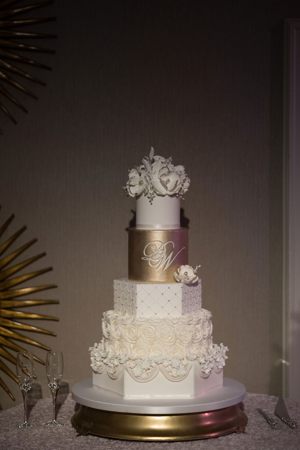 43 Gold and White Wedding Cake